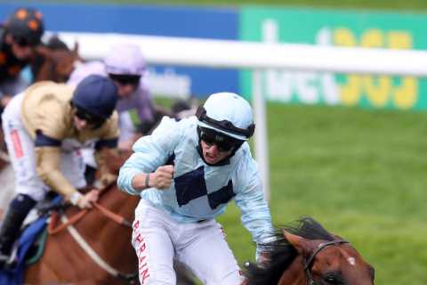 Trainer Ed Walker confident the hot 10-11 Sprint Cup favourite Starman can land the odds at Haydock