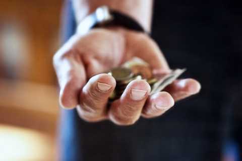 Homeowners hoard £50m in loose change at home after Covid lockdown as cash heavy Brits use card..