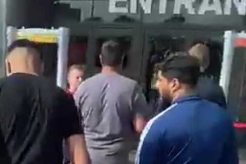 Man Utd fans form HUGE queue for Cristiano Ronaldo No7 shirt as sales continue to soar after..