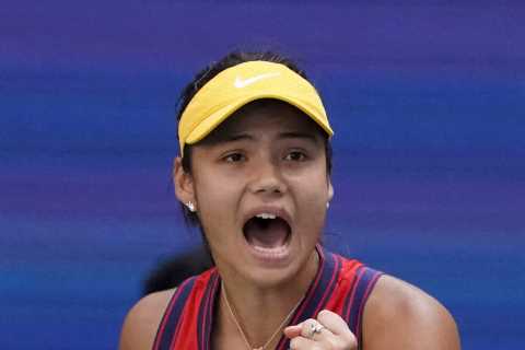 Emma Raducanu’s dream US Open debut continues as Brit teen sensation storms into quarter-finals