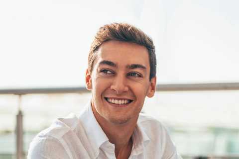F1 star George Russell’s amazing lifestyle, driving a £140,000 car, and enjoying Caribbean holidays ..