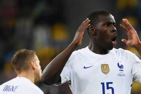 Kurt Zouma’s £125k-a-week West Ham wages haven’t gone down well with David Moyes’ tight-knit group..