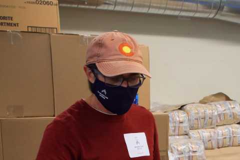 Vast Expansion in Aid Kept Food Insecurity From Growing Last Year