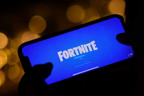 Judge Orders Apple to Ease Restrictions on App Developers