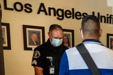 Los Angeles school board approves vaccine mandate for ALL students aged 12 and older in nation’s..