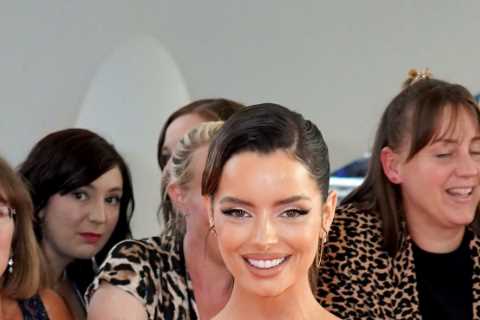 Maura Higgins gives admirer the elbow at NTAs after party