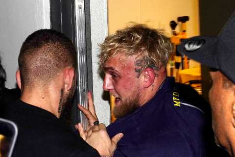 Jake Paul claims Floyd Mayweather tried to get him ‘killed behind the scenes’ by ‘gangsters’ after..