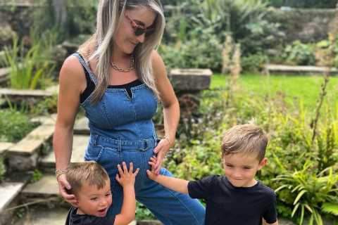 Countryfile presenter Helen Skelton confirms she’s pregnant with her third child as she reveals her ..