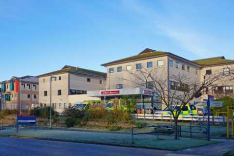 Three hospitals in Cornwall suspend all planned and urgent surgery due to surge in Covid patients