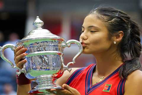 Watch Emma Raducanu speak in fluent Mandarin as British sport’s new hero salutes Chinese fans after ..