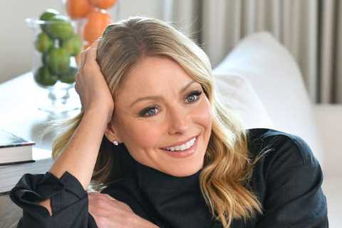 Why did Kelly Ripa quit drinking?