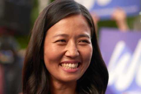 Boston Mayor’s Race Narrows, With a Progressive in the Lead