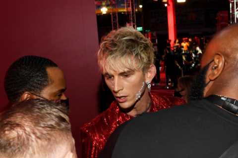 Jake Paul says ‘idiot’ Conor McGregor may have ‘mistook’ Machine Gun Kelly for him after UFC star’s ..