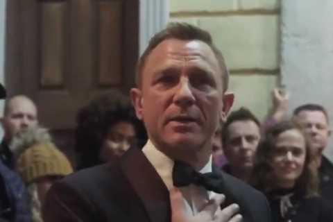 Daniel Craig says goodbye to James Bond as he gives an emotional speech to cast and crew on the set ..