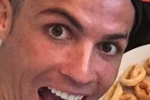 If I saw Cristiano Ronaldo eating horse s*** before a Man Utd match, I’d eat it too, Troy Deeney..