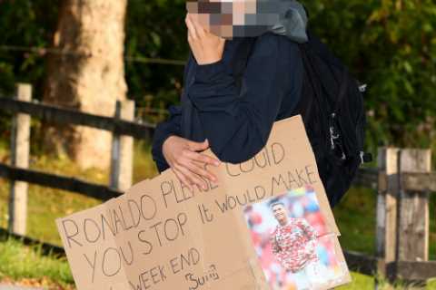 Cristiano Ronaldo makes fan’s day as Man Utd star pulls over in £170k Lambo for selfie after..