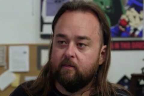 Pawn Stars’ Chumlee slams seller who tries to unload Kurt Cobain’s signed car insurance documents..