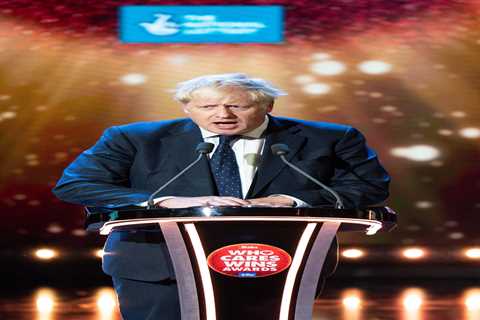Boris Johnson urges all Brits to get jabbed as he thanks NHS staff, scientists and volunteers at..