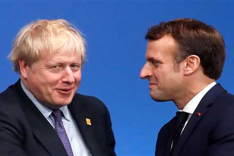 Boris Johnson tells Emmanuel Macron to chill out after after French lost billions in Aussie subs row