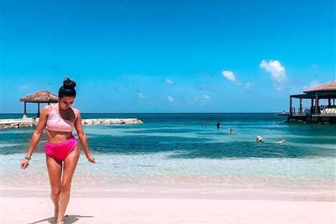Teen Mom’s Vee Rivera shows off her stunning figure in tiny tropical bikini while on vacation with..