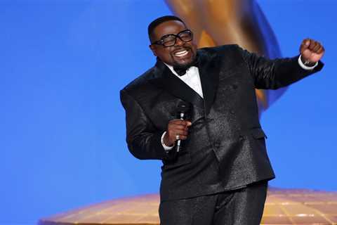 Emmys 2021 – Prince Harry and Meghan Markle humiliated as Cedric the Entertainer roasts them over..
