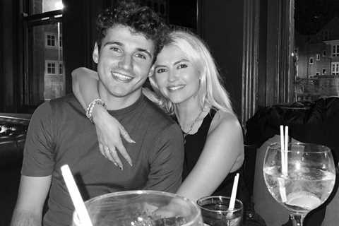 Coronation Street’s Lucy Fallon moves into footballer boyfriend Ryan Ledson’s sprawling mansion..