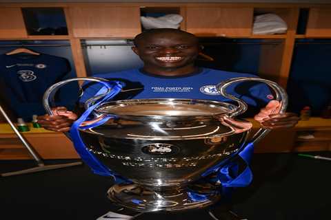 Ruud Gullit snubs Cristiano Ronaldo and Lionel Messi as he tips Chelsea star N’Golo Kante to win..