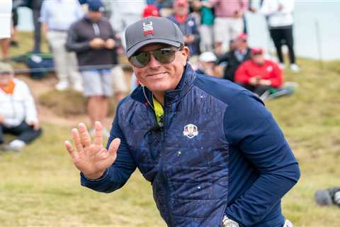 Why isn’t Phil Mickelson playing for USA at the Ryder Cup?