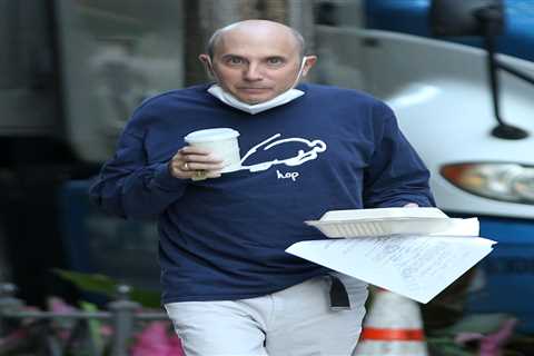 Willie Garson pictured filming final Sex And The City scenes just last month before sudden death at ..