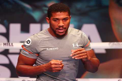 Anthony Joshua vs Oleksandr Usyk predictions: Tyson Fury backs AJ but ex-champ thinks Ukrainian..