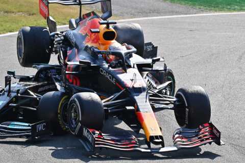 Lewis Hamilton says Max Verstappen is under pressure to win F1 title but he won’t crack in his own..