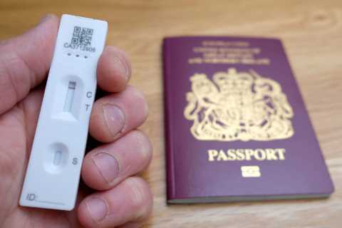 Brits may have to film themselves taking lateral flow tests after holidays when travel rules change ..