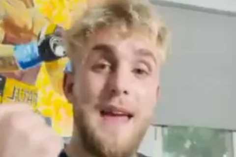 ‘P***ed off’ Jake Paul tells Tommy Fury ‘no one gives a f*** about you’ &amp; urges him to take..