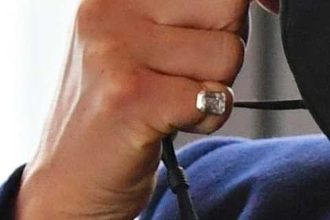Meghan Markle wears special £3k band on her ring finger alongside mysterious ‘Middle Eastern’ pinky ..