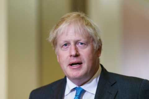 Boris Johnson abandons plans to connect Northern Ireland with mainland by road after Rishi Sunak..