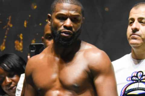 Floyd Mayweather open to Oscar De La Hoya fight but wants $100m to face rival, 48, and put unbeaten ..