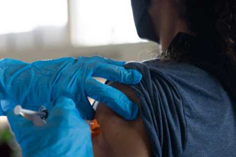 States Begin a Complex Booster Shot Rollout for Pfizer Recipients