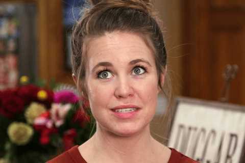 Jana’s Duggar sparks rumors she’s SPLIT from pilot ‘boyfriend’ Stephen Wissman as he dances without ..