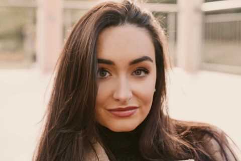 ‘Fit and healthy’ lifestyle blogger who thought she was pregnant is diagnosed with TWO cancers
