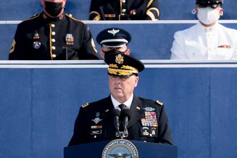 America’s Top General Back in the Center of a Political Battle