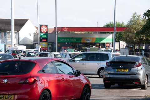 Susanna Reid slams ‘crackers’ government over fuel crisis and asks ‘where are they?’ as ministers..