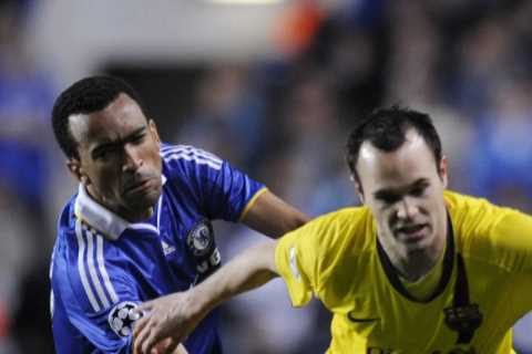 Jose Bosingwa says he doesn’t regret his Champions League ban for saying Chelsea were cheated out..