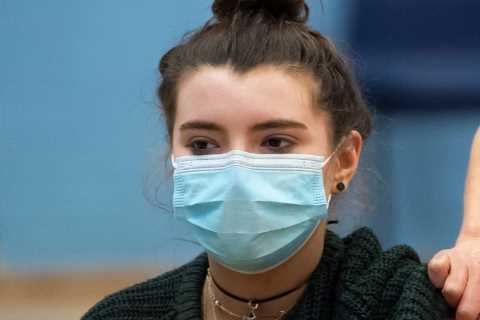 Flu and Covid jabs CAN be given at the same time safely, study finds