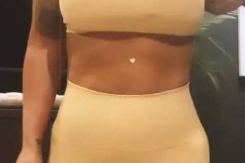 Teen Mom Chelsea Houska shows off her amazing abs in a sports bra &amp; leggings just months after..