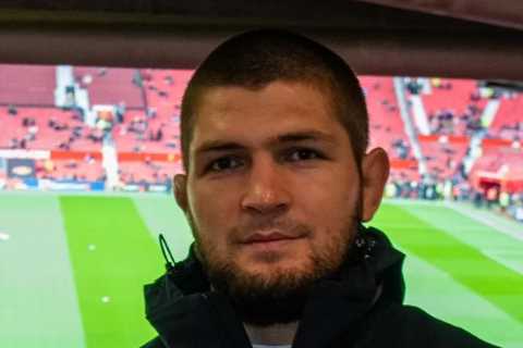 Khabib threatens to CHOKE OUT any player who asks for Cristiano Ronaldo’s shirt as he wants Man Utd ..