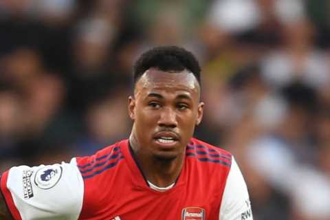 Arsenal star Gabriel reveals why he snubbed Man Utd transfer bid and how fans convinced him to join ..