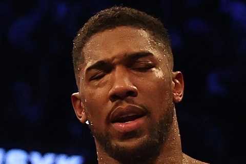 Tyson Fury’s promoter says Anthony Joshua will LOSE Oleksandr Usyk rematch and claims AJ has had..