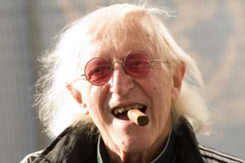 How did Jimmy Savile die?