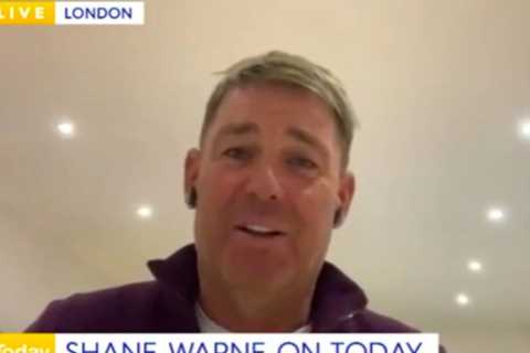Shane Warne blasts Aussie lockdown insisting it must ‘learn to live’ with Covid like UK instead of..