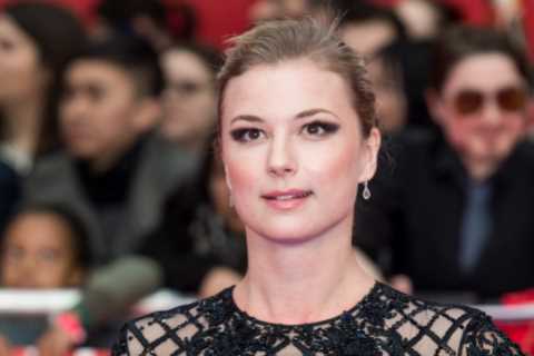 Why did Emily Vancamp leave The Resident?